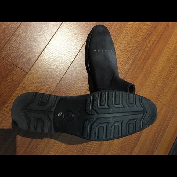 Italian made Men’s suede boot - Picture 4 of 4